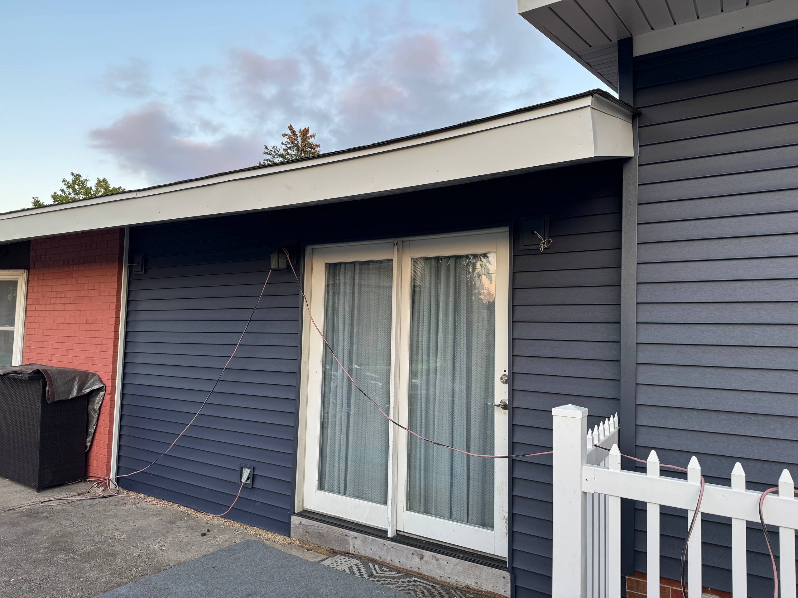 After siding replacement angle 3