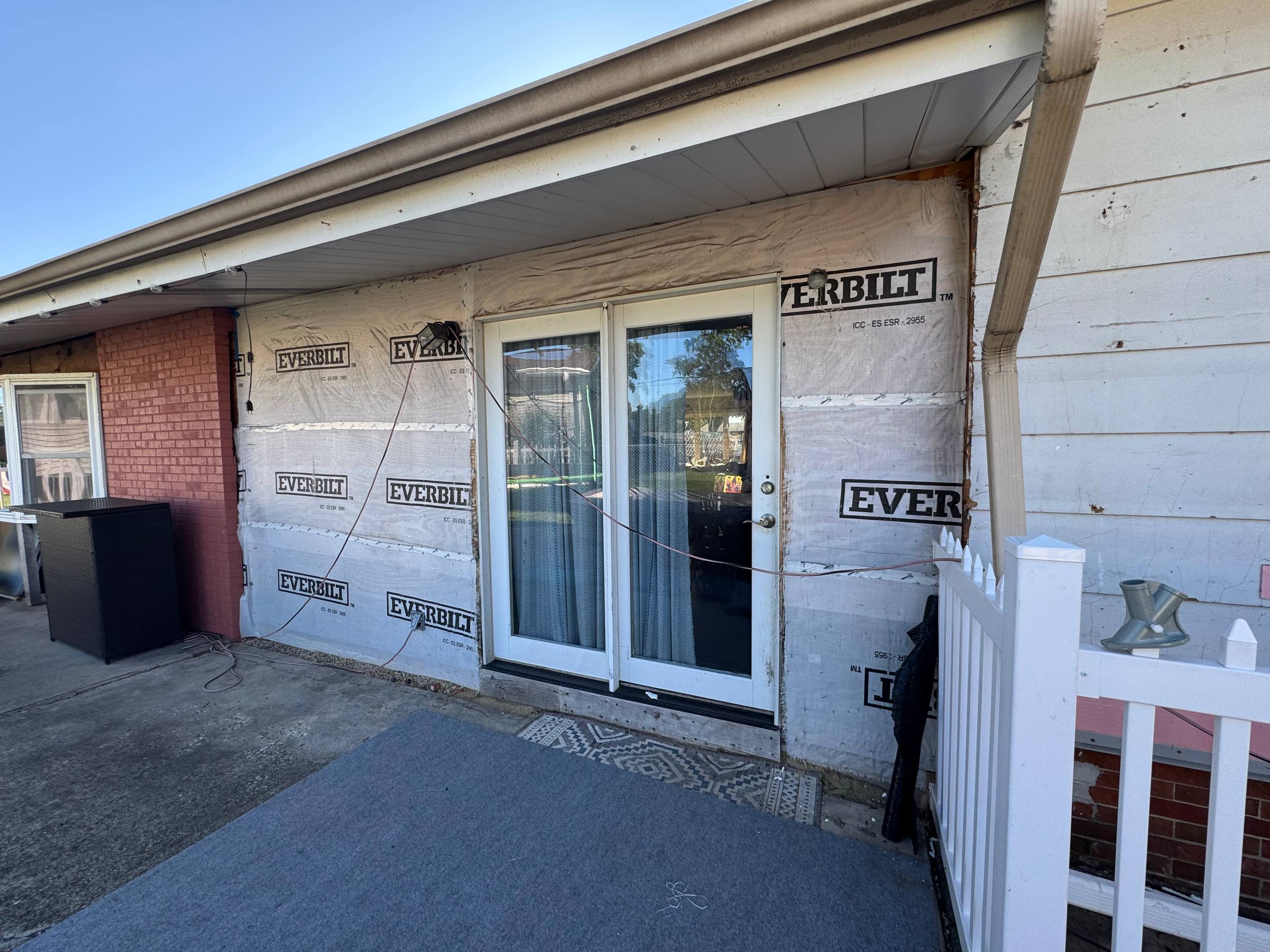 Before siding replacement angle 3